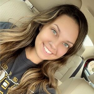 Meet your Posher, Samantha